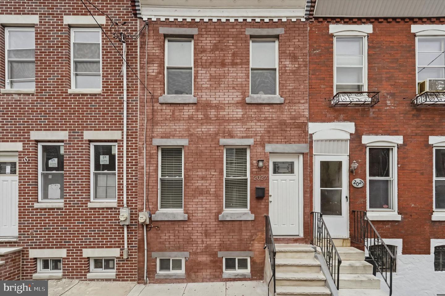 2027 Wilder St Property Photo 25