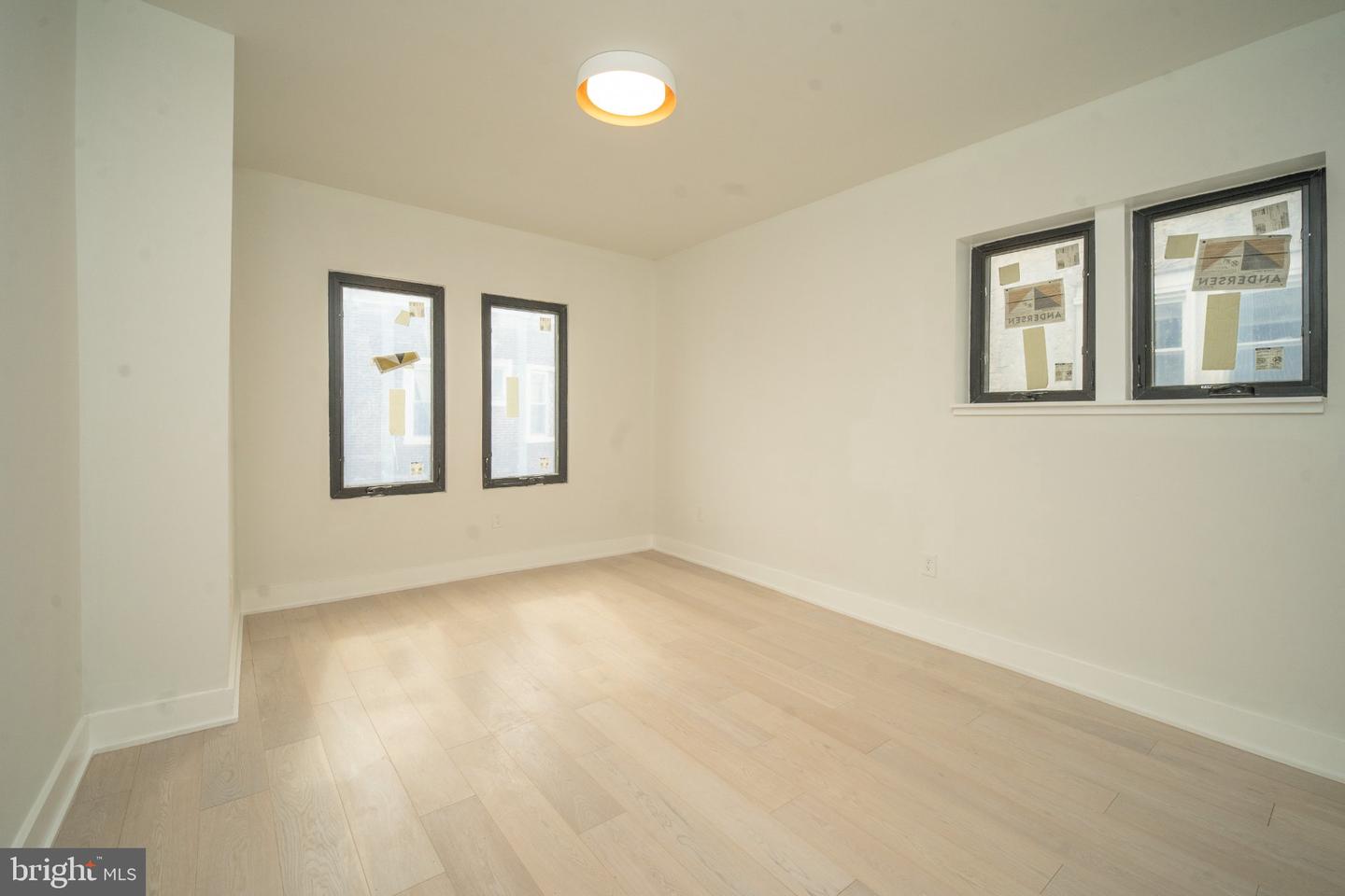 5018 Springfield Ave Property Photo 11