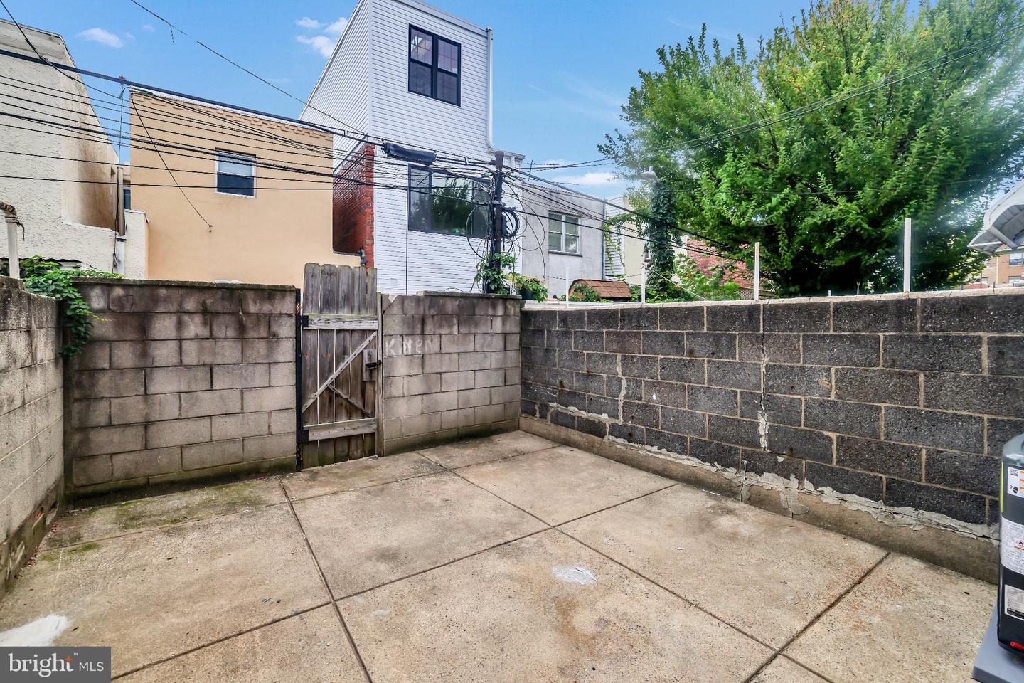 810 Watkins St Property Photo 15