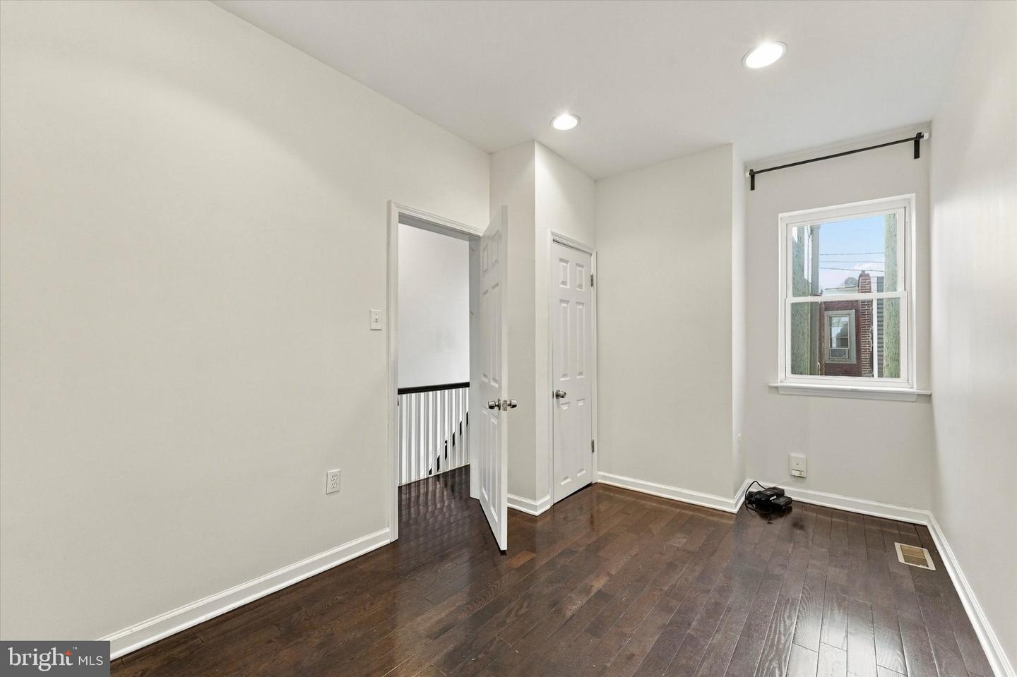 2066 Emily St Property Photo 12