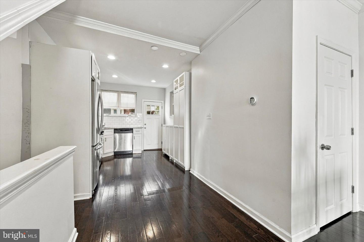 2066 Emily St Property Photo 24