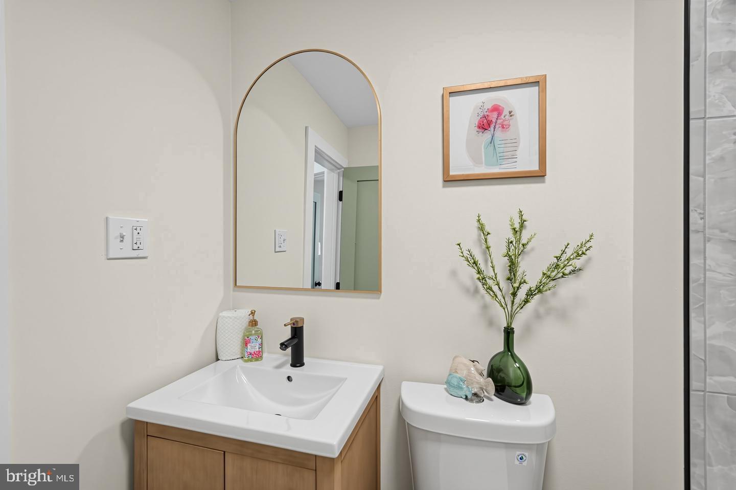 24 W Duval St Property Photo 20