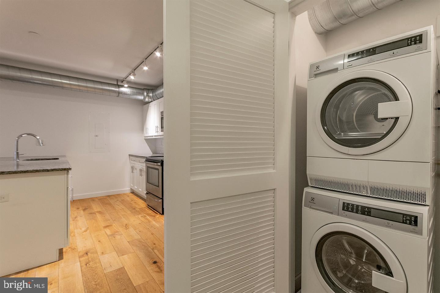224 Church St #unit 414 Property Photo 12