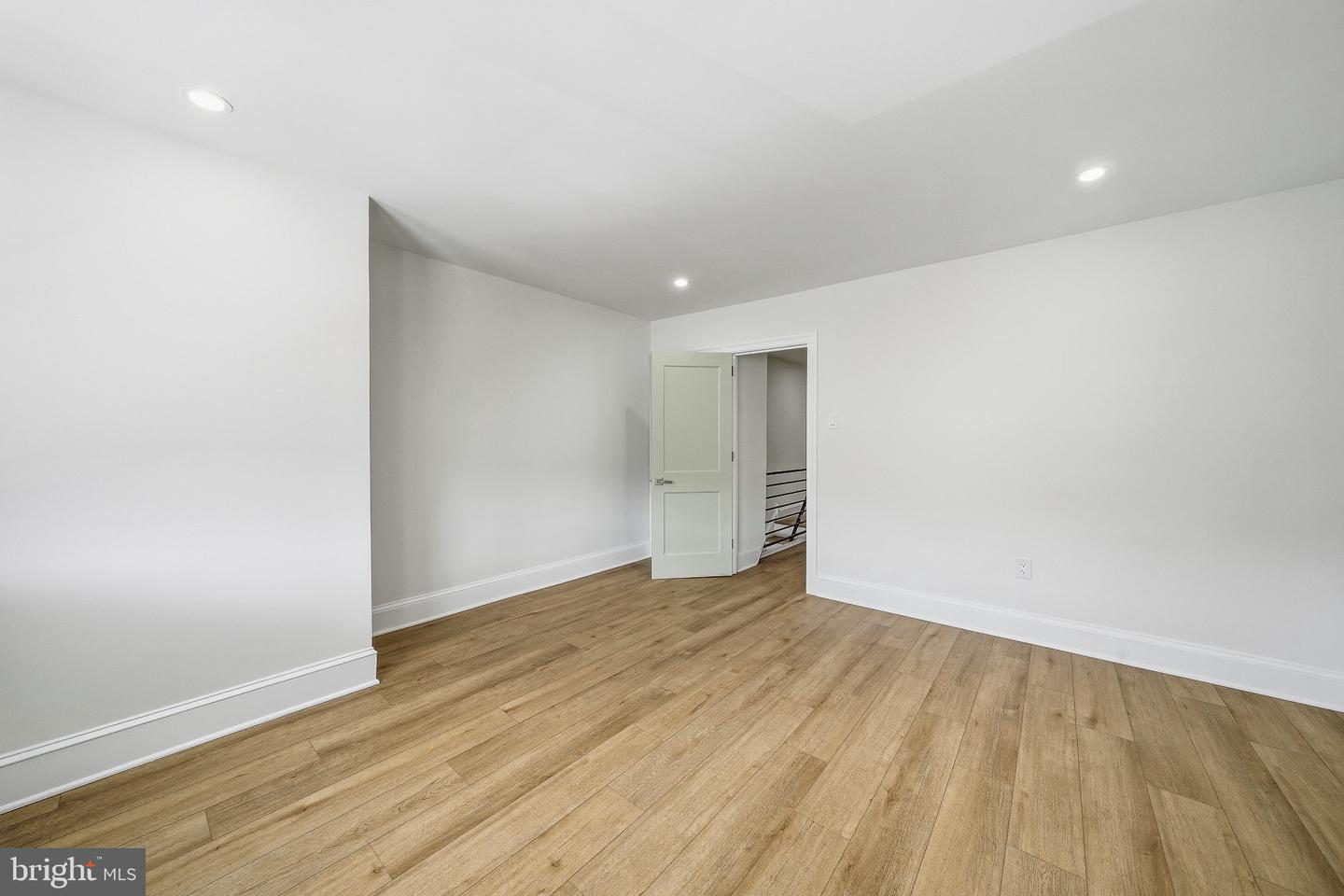 4741 Meridian St Property Photo 27