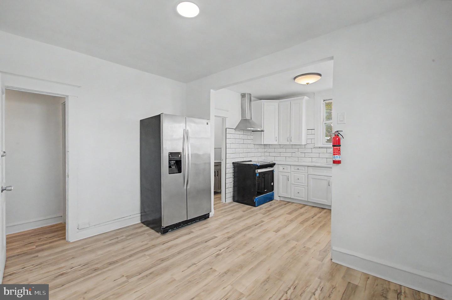 5262 E Roosevelt Blvd Property Photo 39