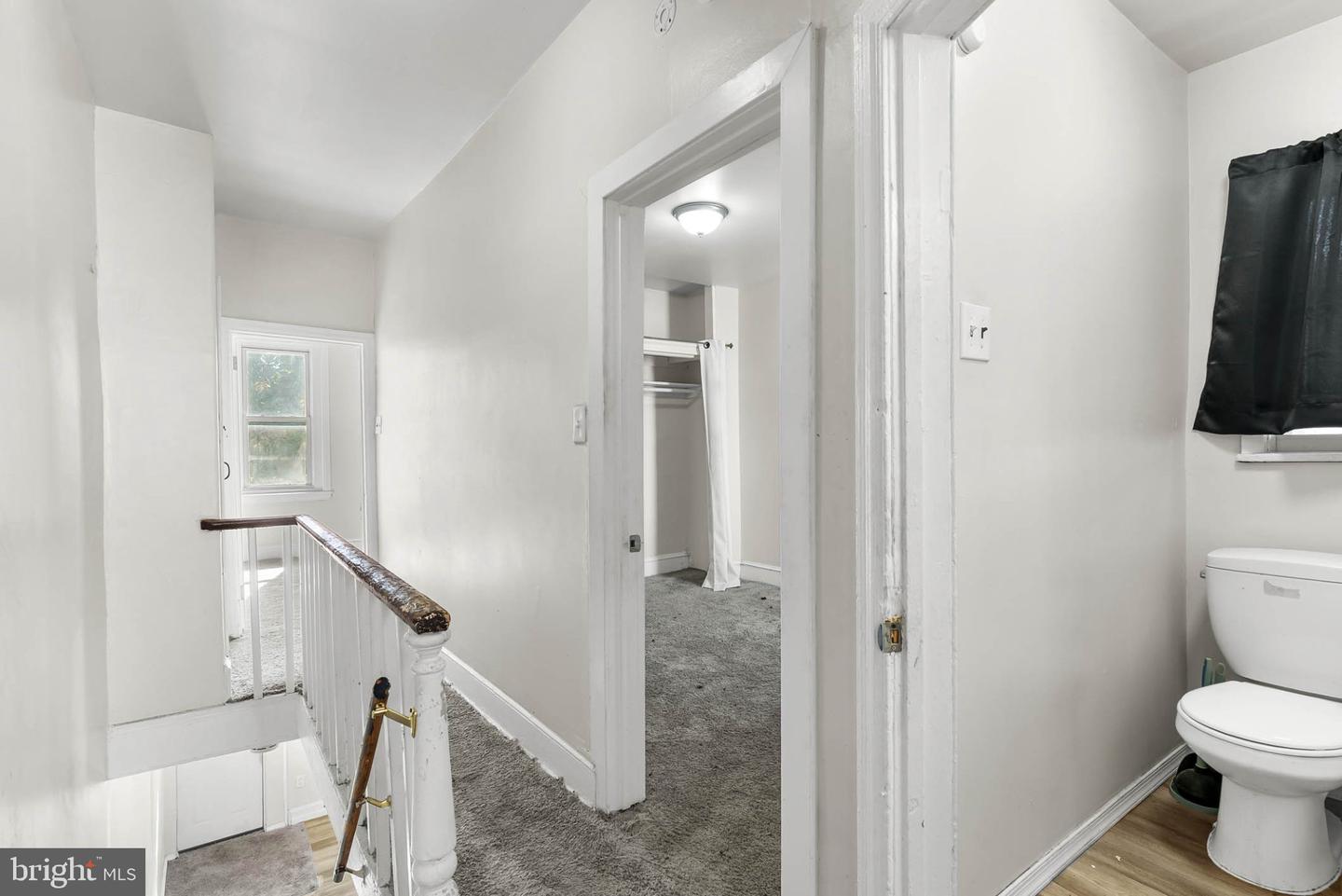 2061 Sigel St Property Photo 11