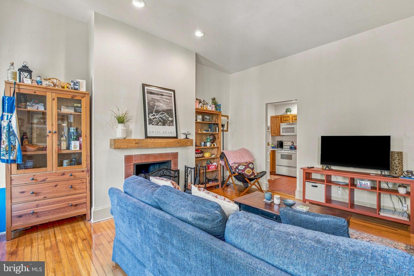 1130 Spruce St #2a Property Photo 5
