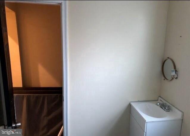2540 W Seltzer St Property Photo 8