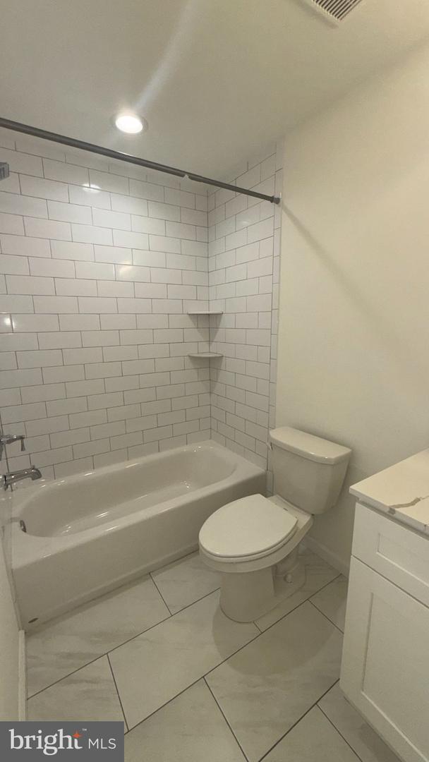 513 W Norris St St W #9c Property Photo 7