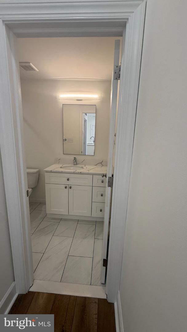 513 W Norris St St W #9c Property Photo 8