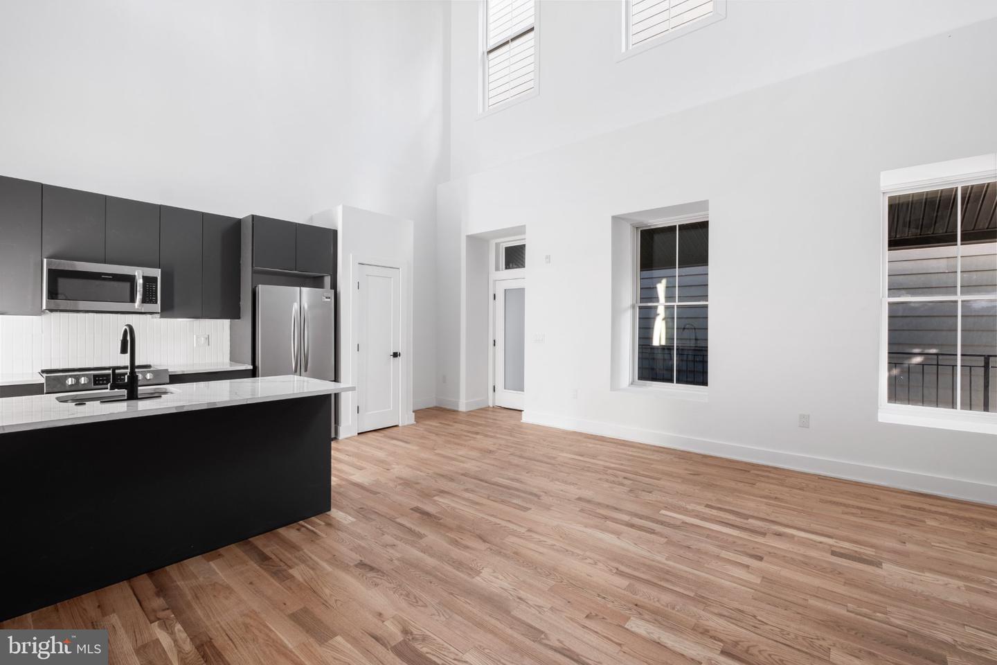 1221 4th N #37 Property Photo 3