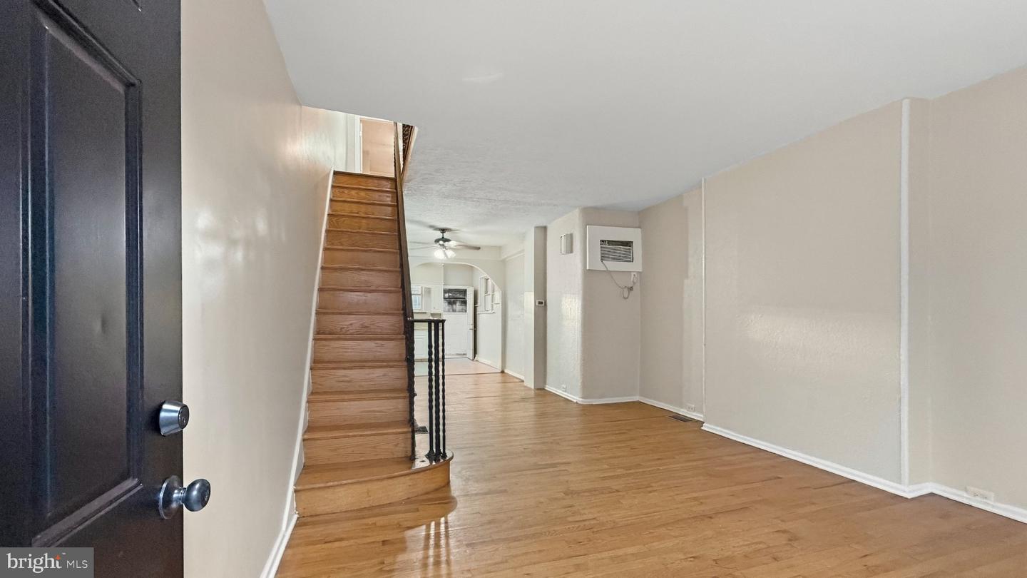 2248 Hicks St Property Photo 8