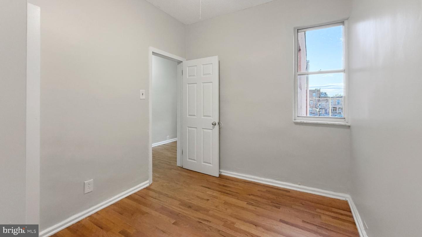2248 Hicks St Property Photo 23