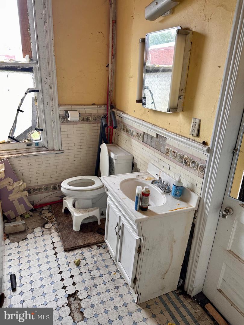 2514 W Diamond St Property Photo 17