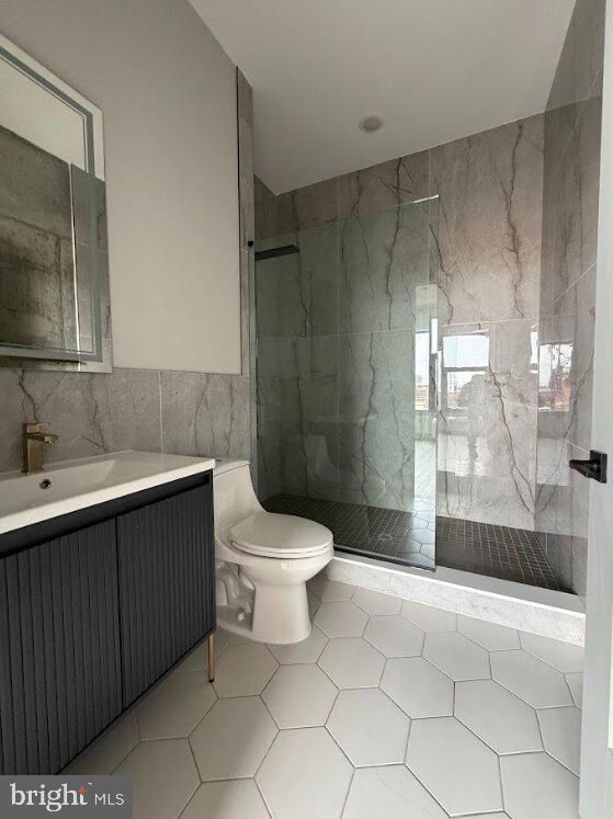 1810 E Venango St #405 Property Photo 5