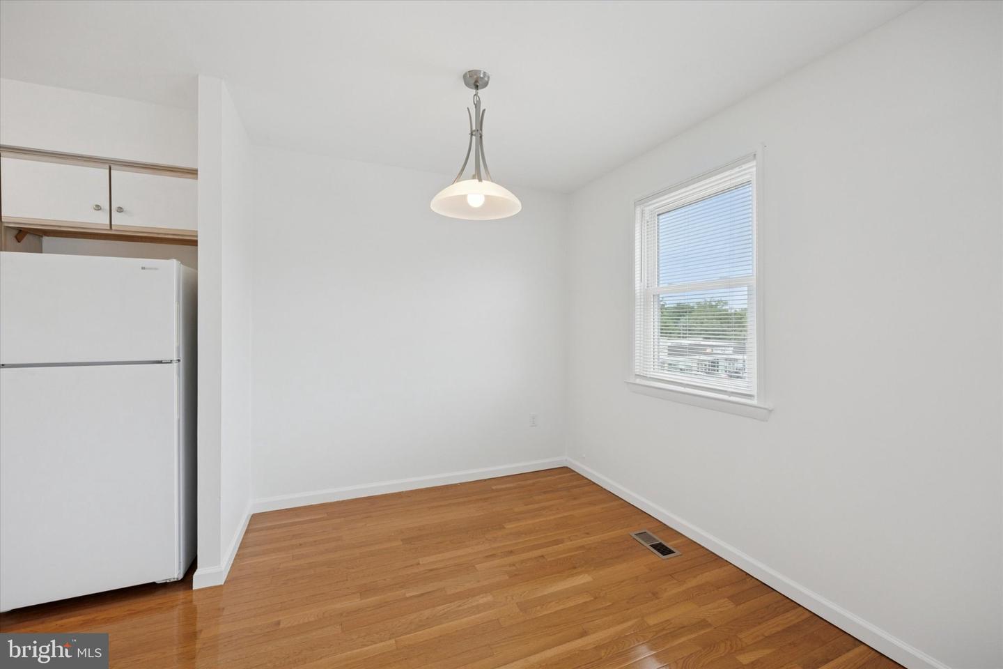 4000 Lyman Dr #2 Property Photo 6