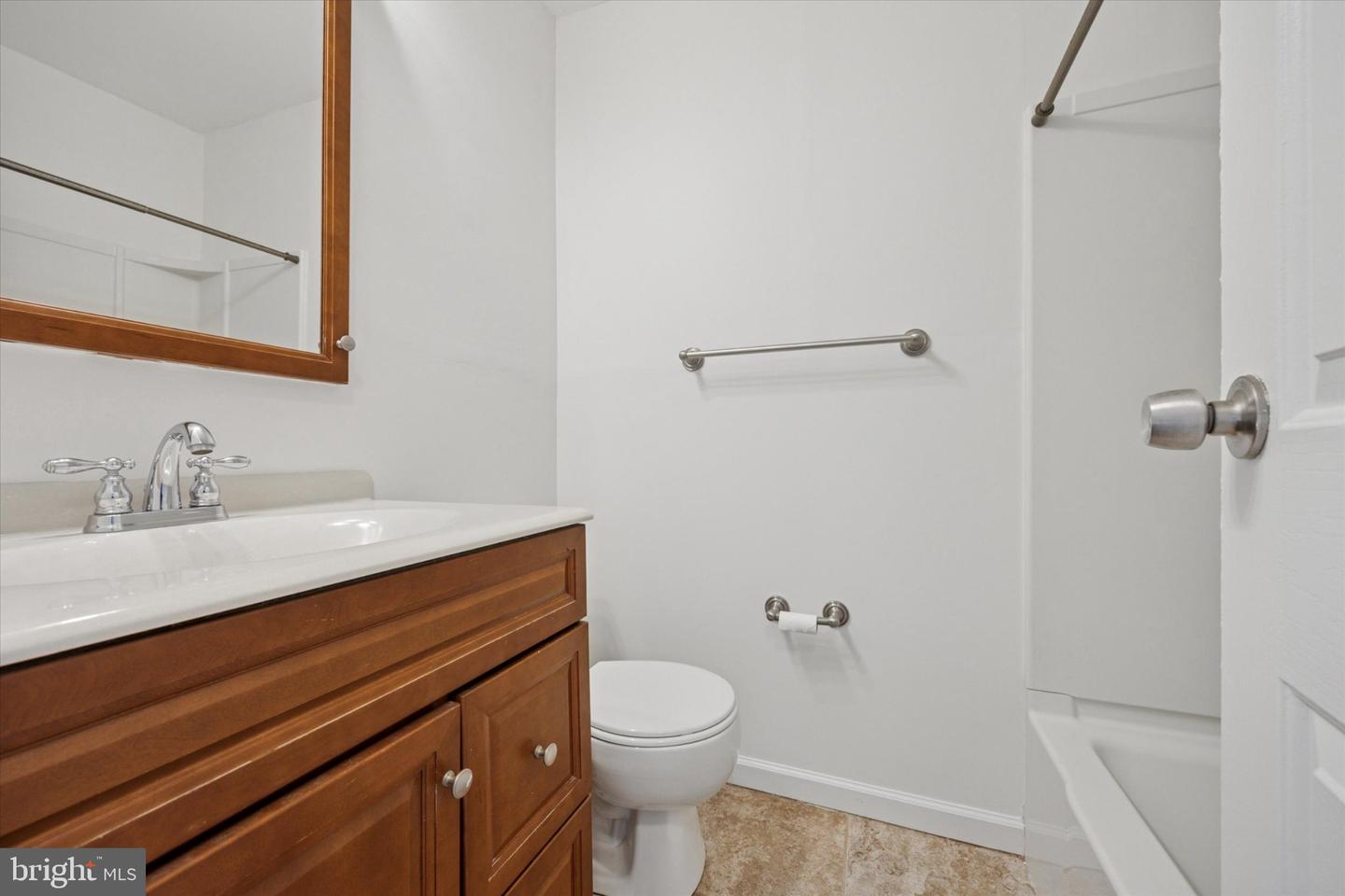 4000 Lyman Dr #2 Property Photo 16