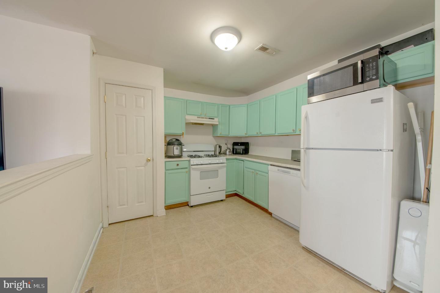 9228-38 Blue Grass Rd #2 Property Photo 14
