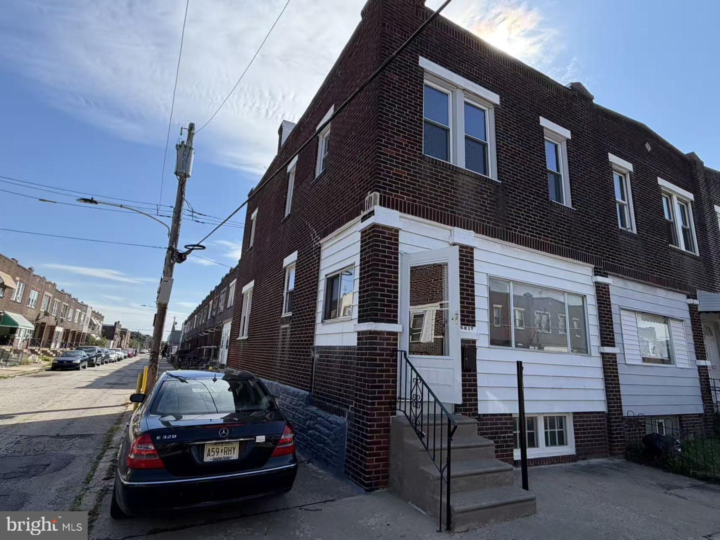 5217 Ditman St Property Photo 3