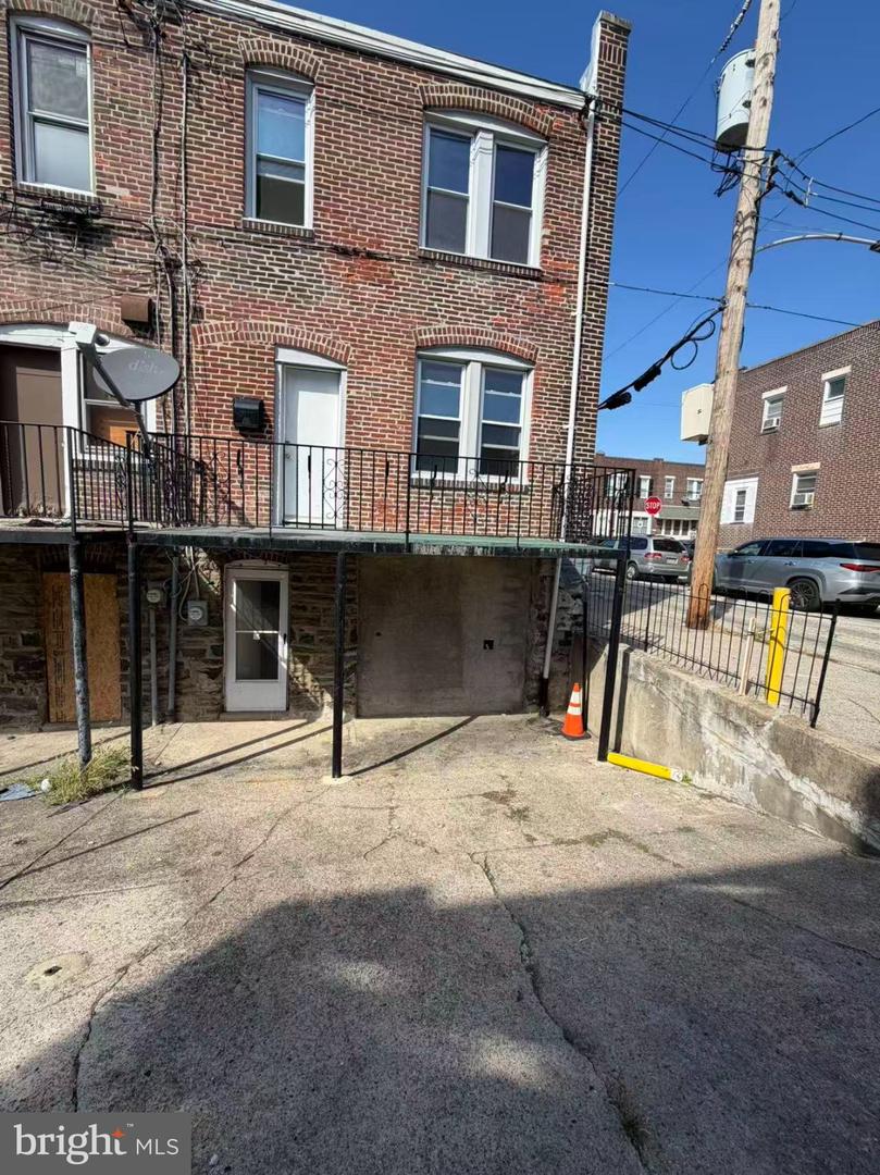 5217 Ditman St Property Photo 13