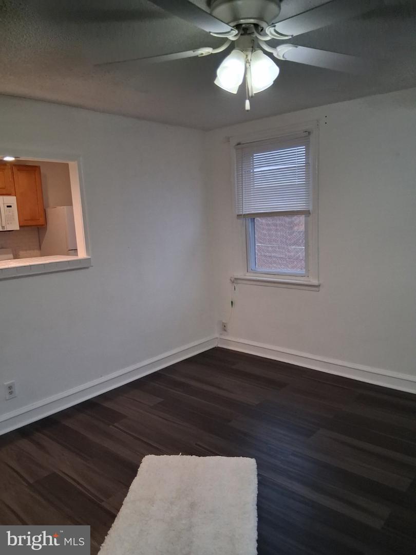 2853 Benner St Property Photo 12
