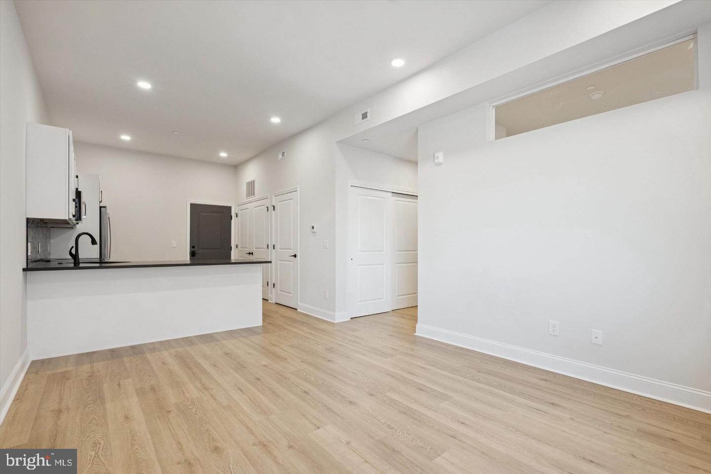 2153 E Lehigh Ave #507 Property Photo 12