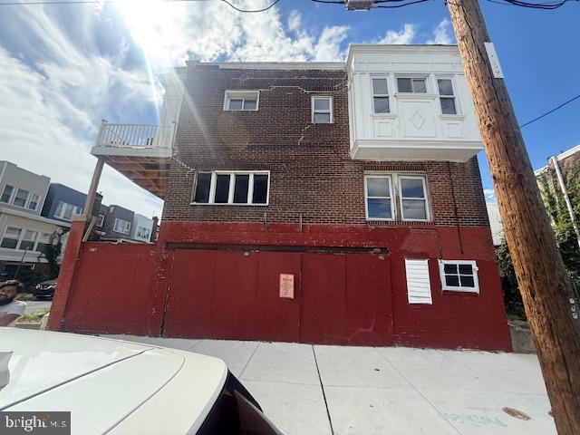 5501 Litchfield Ave Property Photo 1