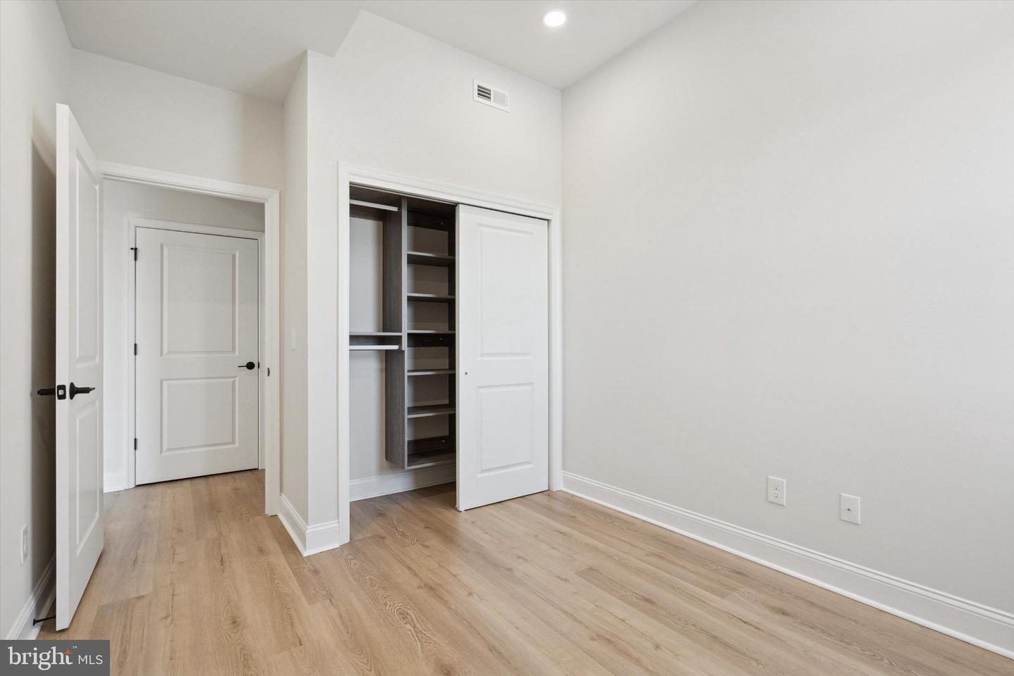2153 E Lehigh Ave #205 Property Photo 12
