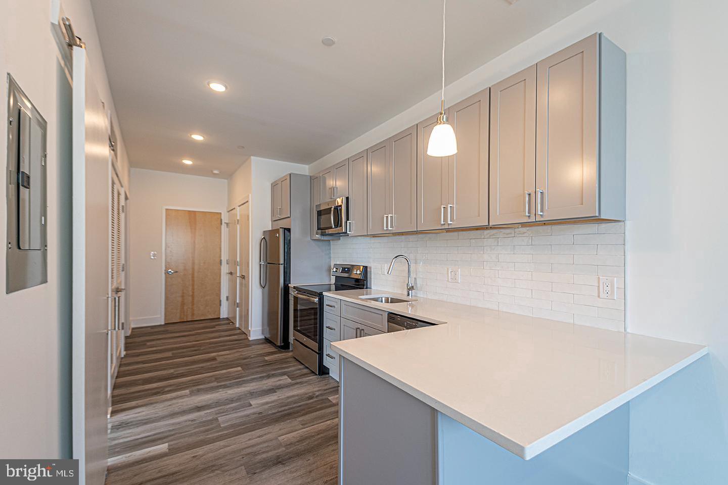 1245 Ridge Ave #unit 301 Property Photo 7
