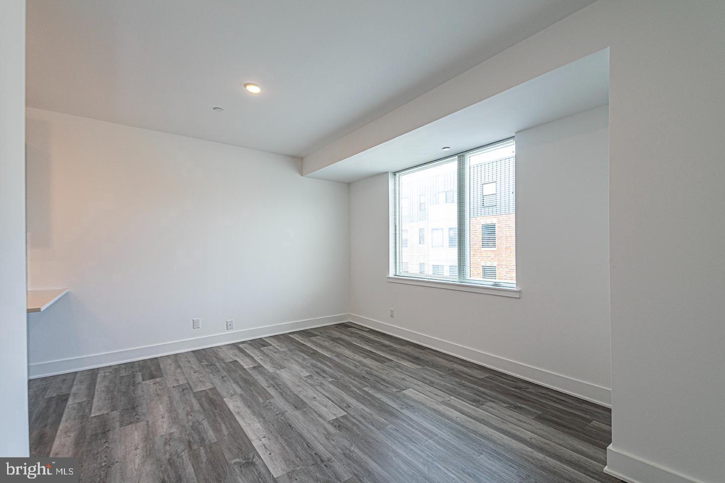 1245 Ridge Ave #unit 301 Property Photo 9