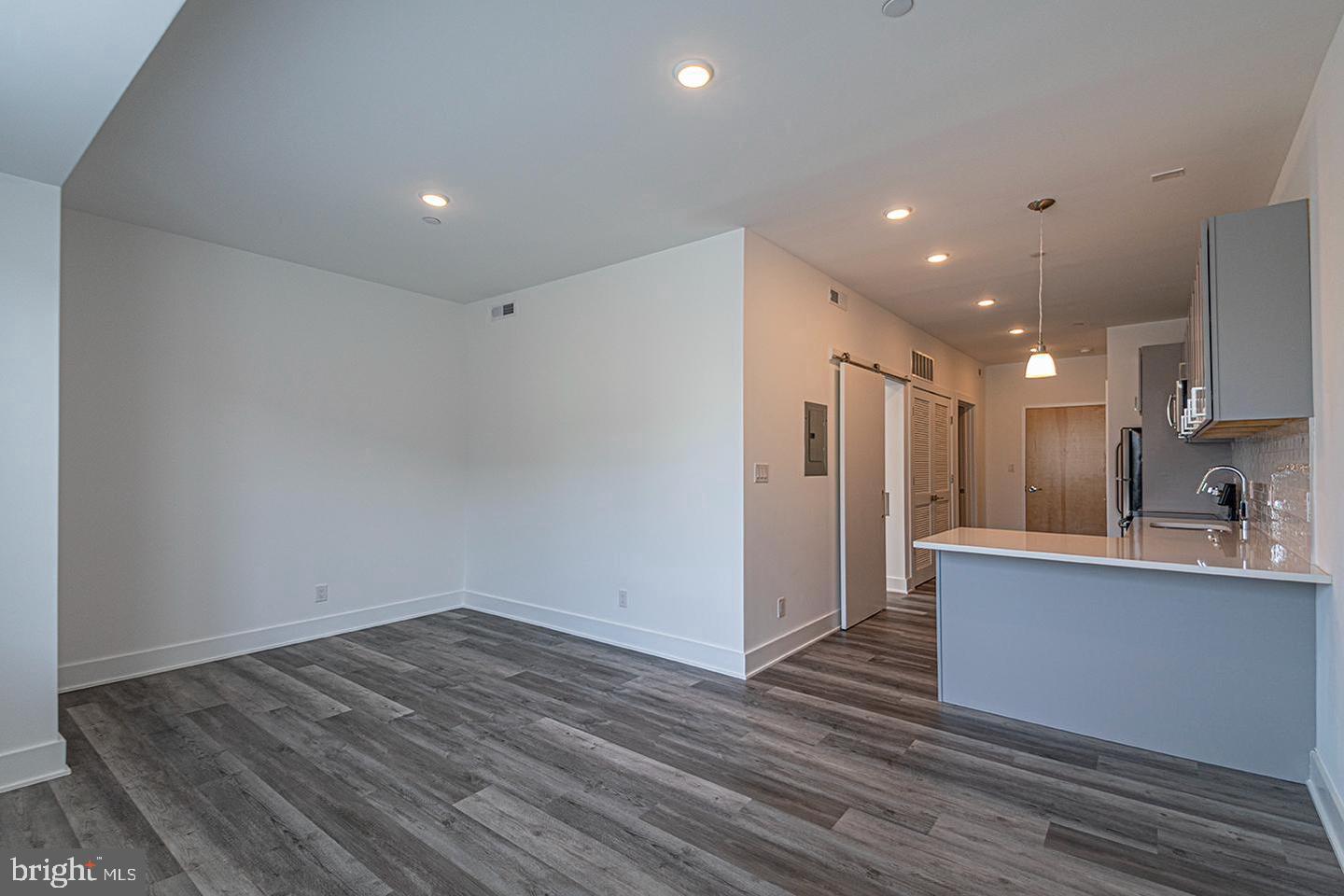1245 Ridge Ave #unit 301 Property Photo 10
