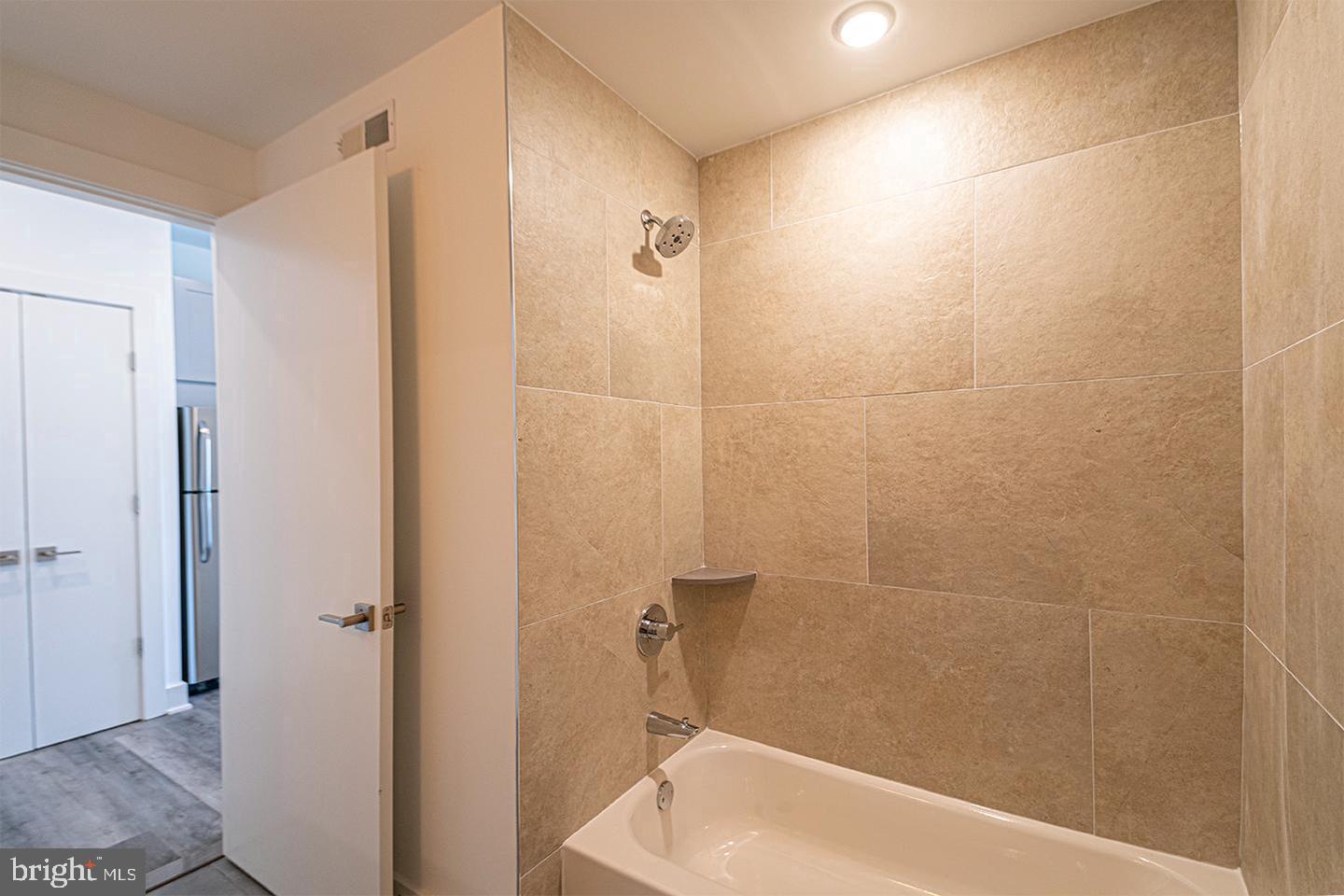 1245 Ridge Ave #unit 301 Property Photo 18