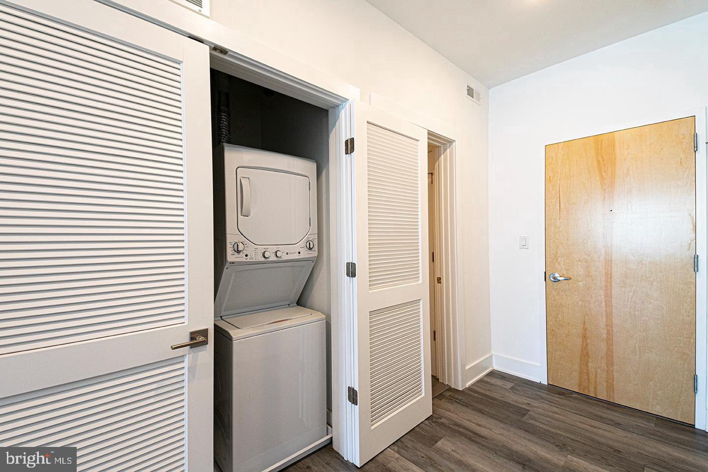 1245 Ridge Ave #unit 301 Property Photo 19