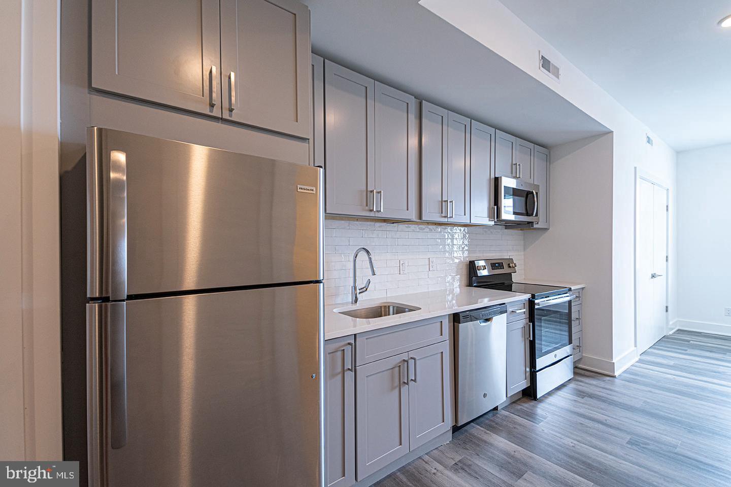 1245 Ridge Ave #unit 307 Property Photo 1