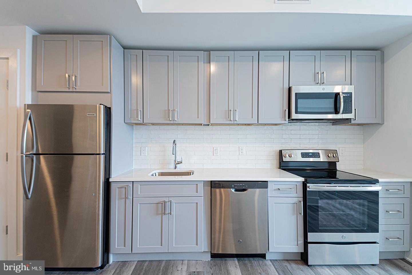 1245 Ridge Ave #unit 307 Property Photo 12