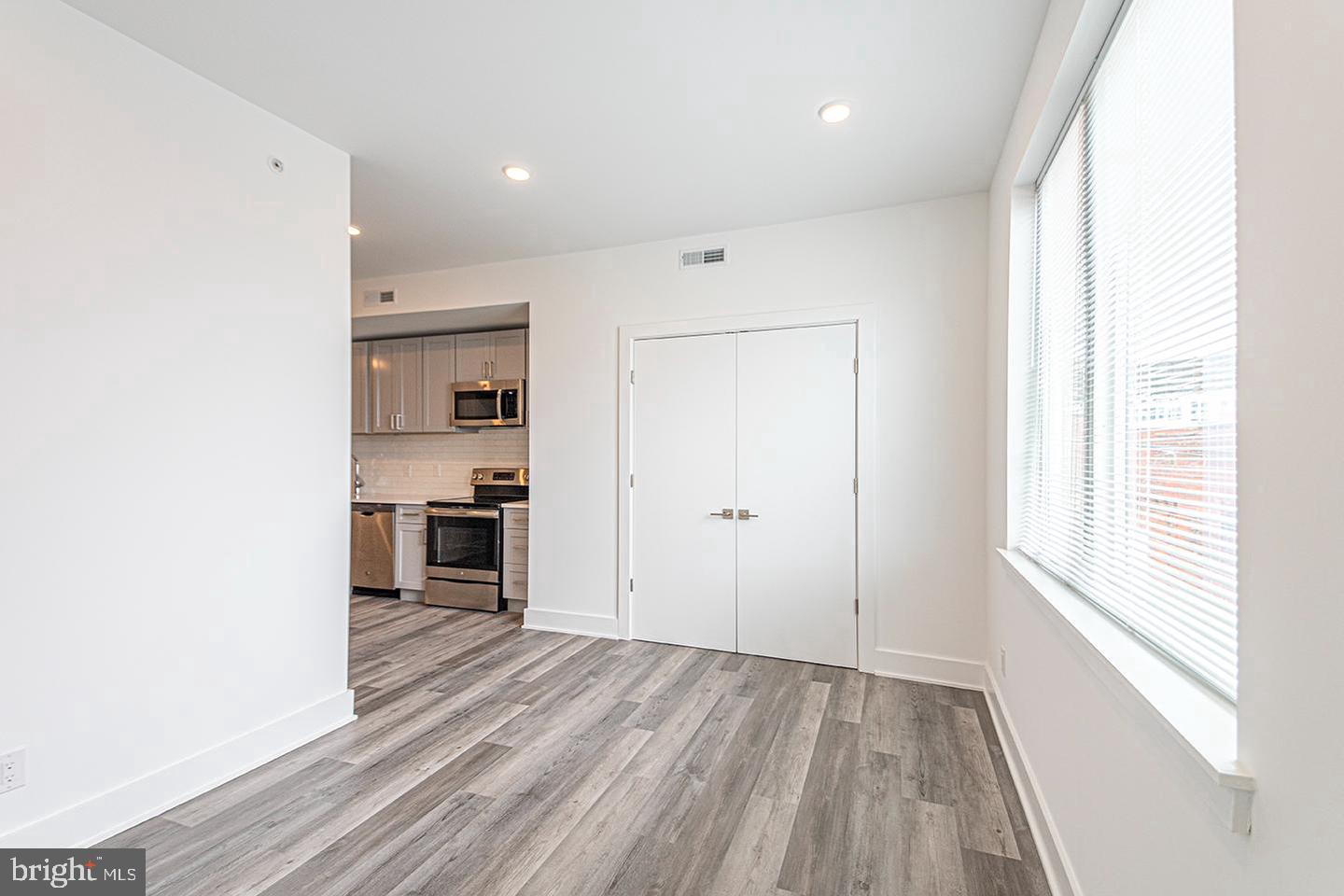 1245 Ridge Ave #unit 307 Property Photo 14