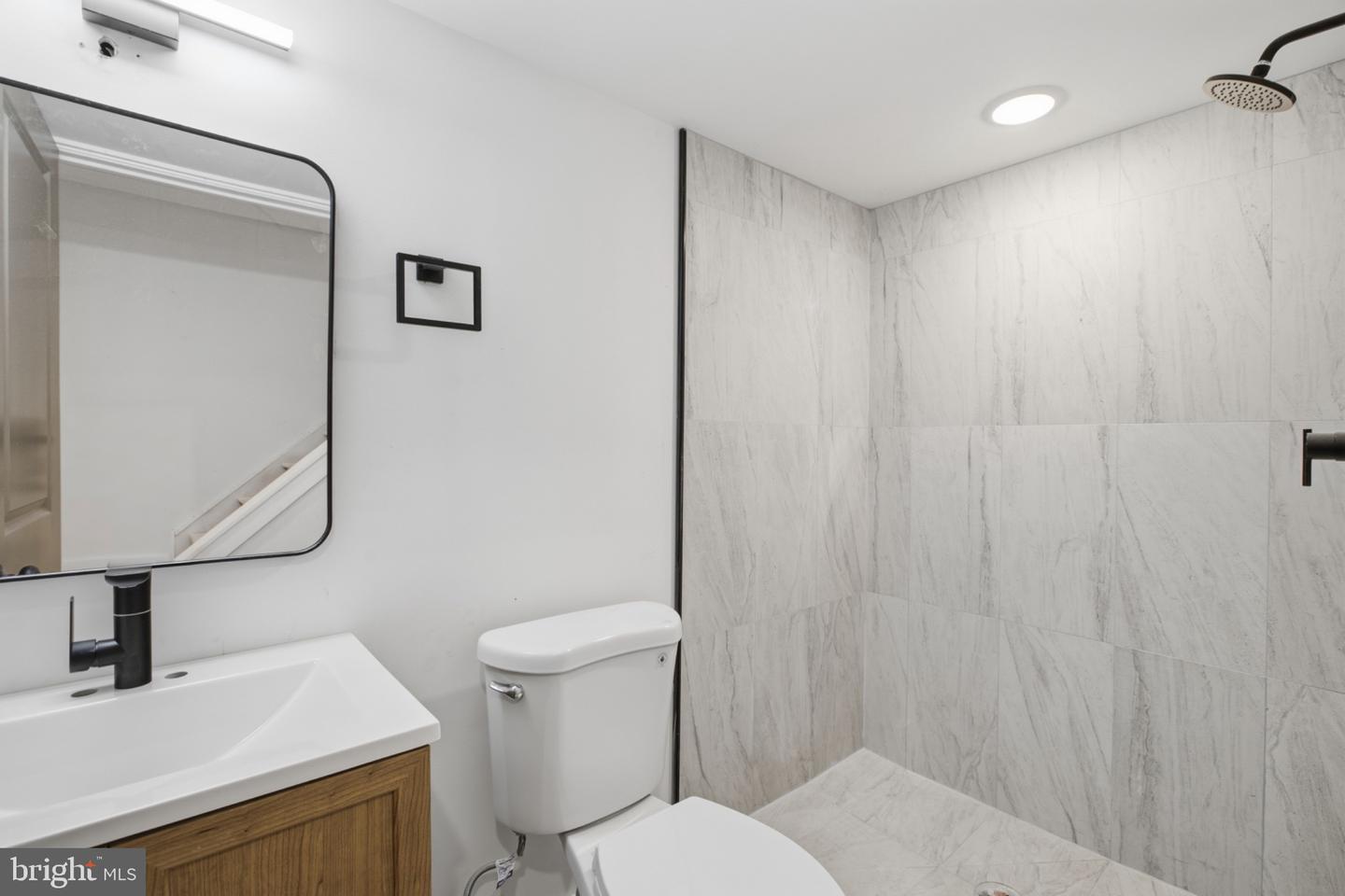 1542 W York St #1 Property Photo 12