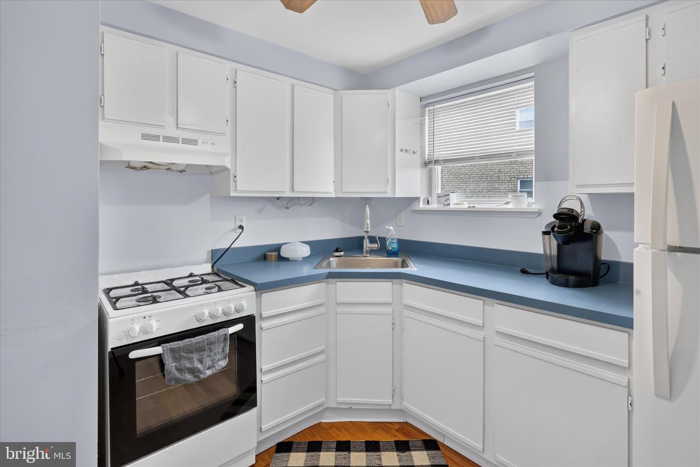 3300 Primrose Rd Property Photo 3