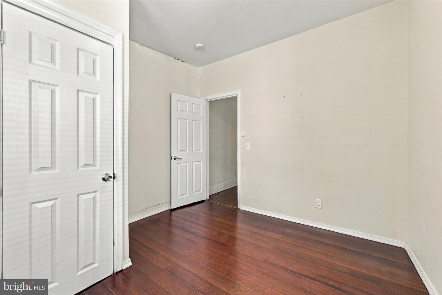 1627 W Thompson St Property Photo 29
