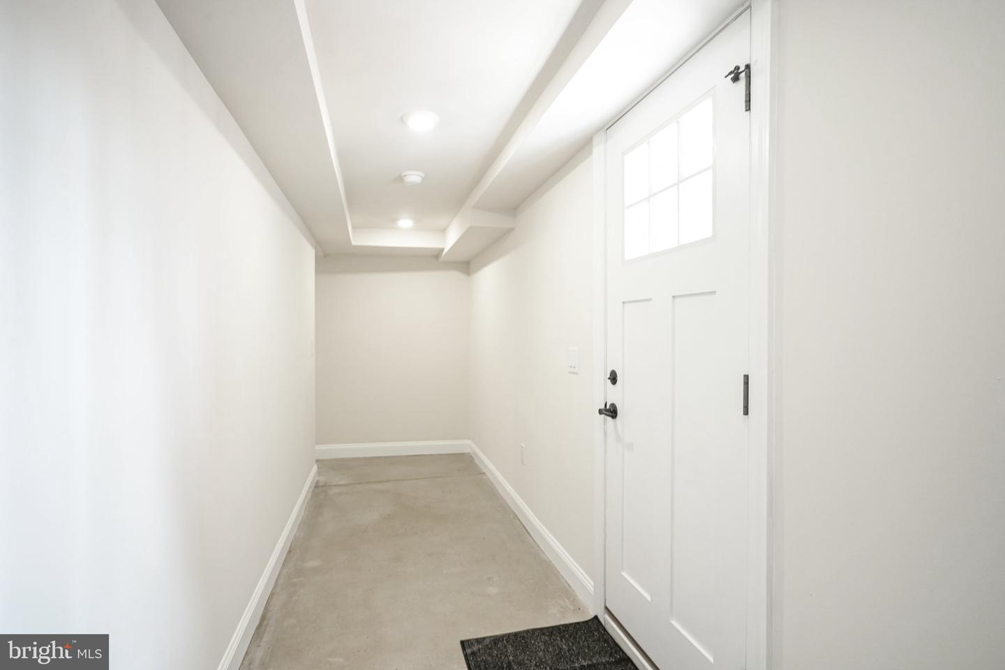 2412 S 24th St #2 Property Photo 11