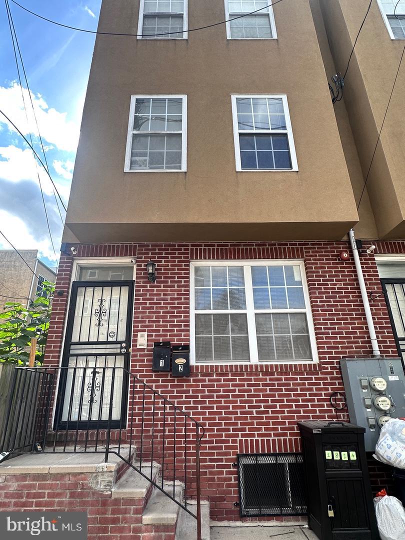 1814 W NORRIS ST Property Photo 1