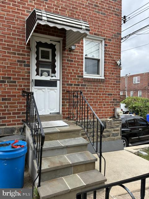 1107 Brighton St Property Photo 4