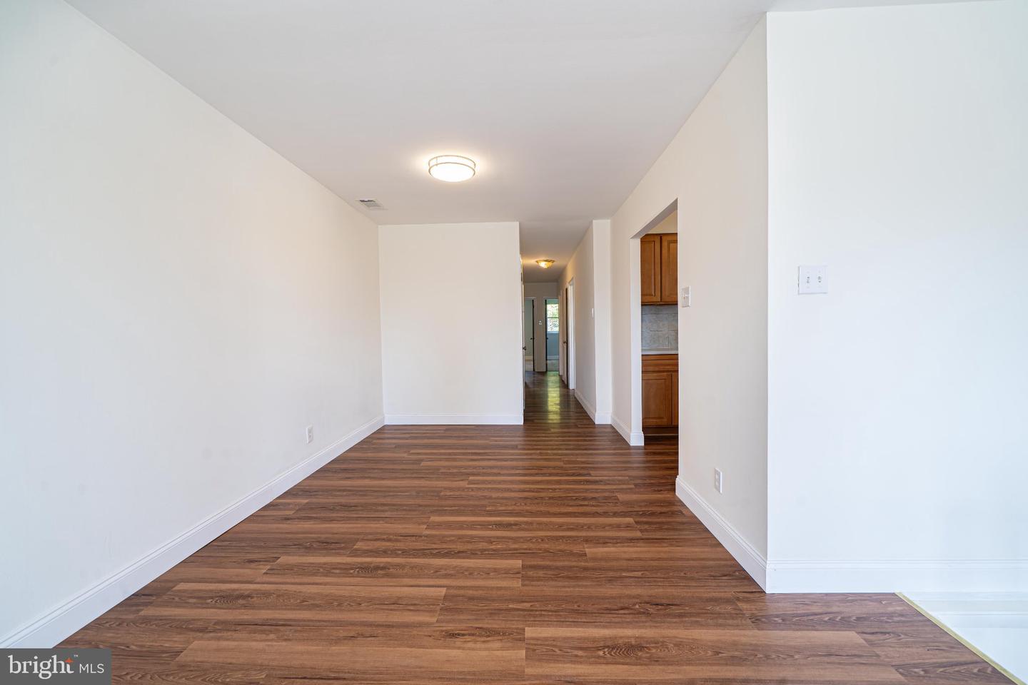 7974 Loretto Ave Property Photo 5