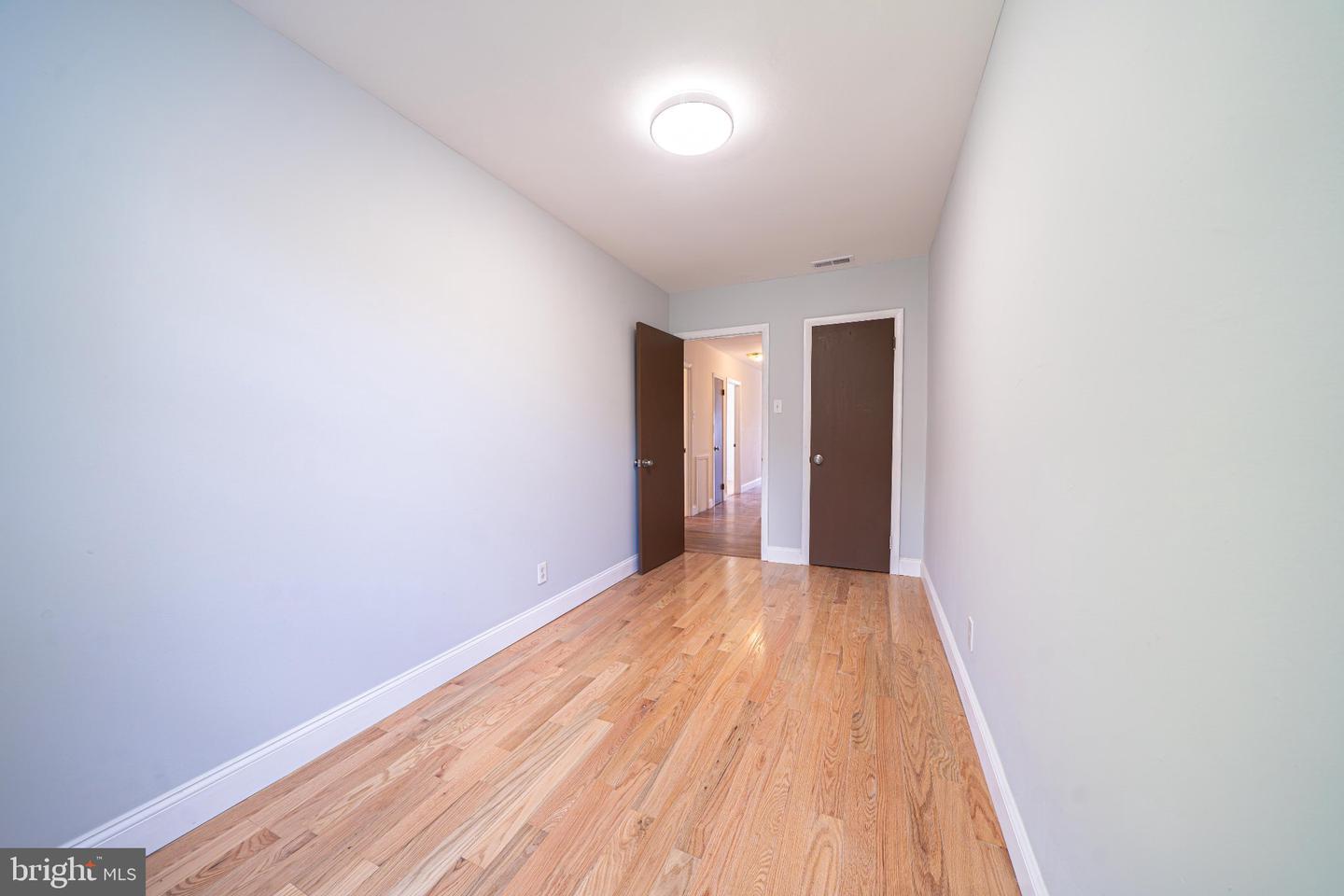 7974 Loretto Ave Property Photo 11