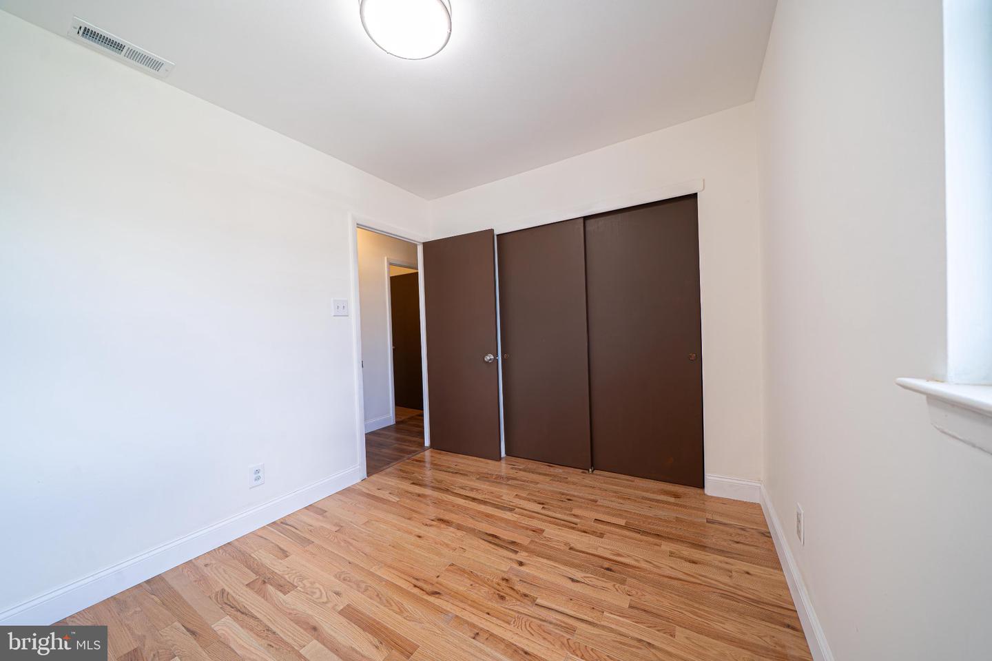 7974 Loretto Ave Property Photo 14