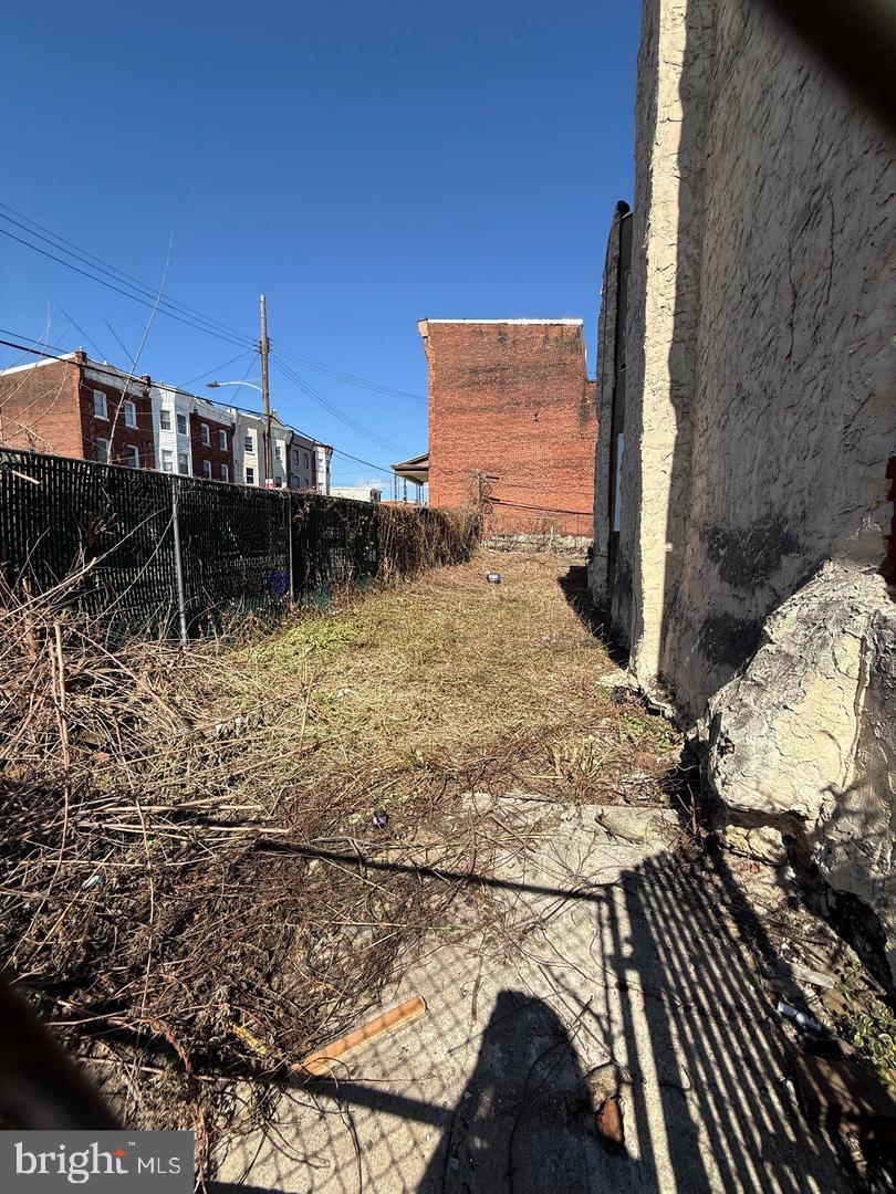 6151 Callowhill St Property Photo 2