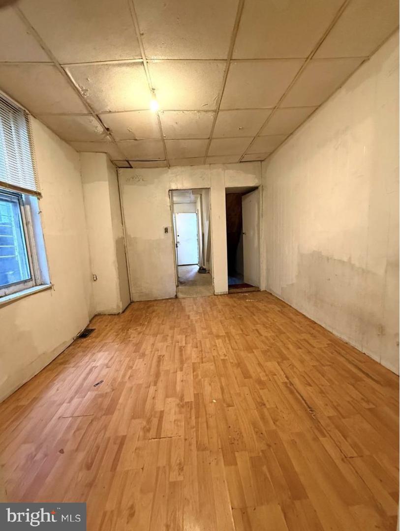2237 Pierce St Property Photo 4