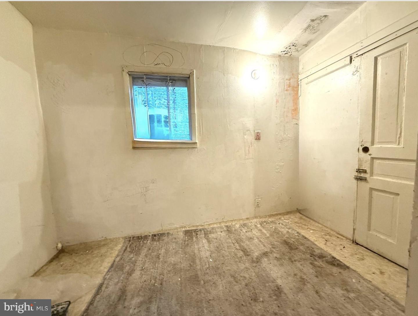 2237 Pierce St Property Photo 5