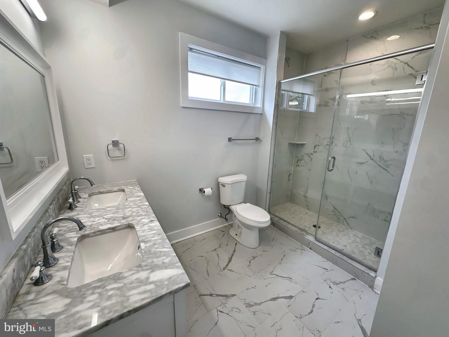 2532 E Gordon St Property Photo 16