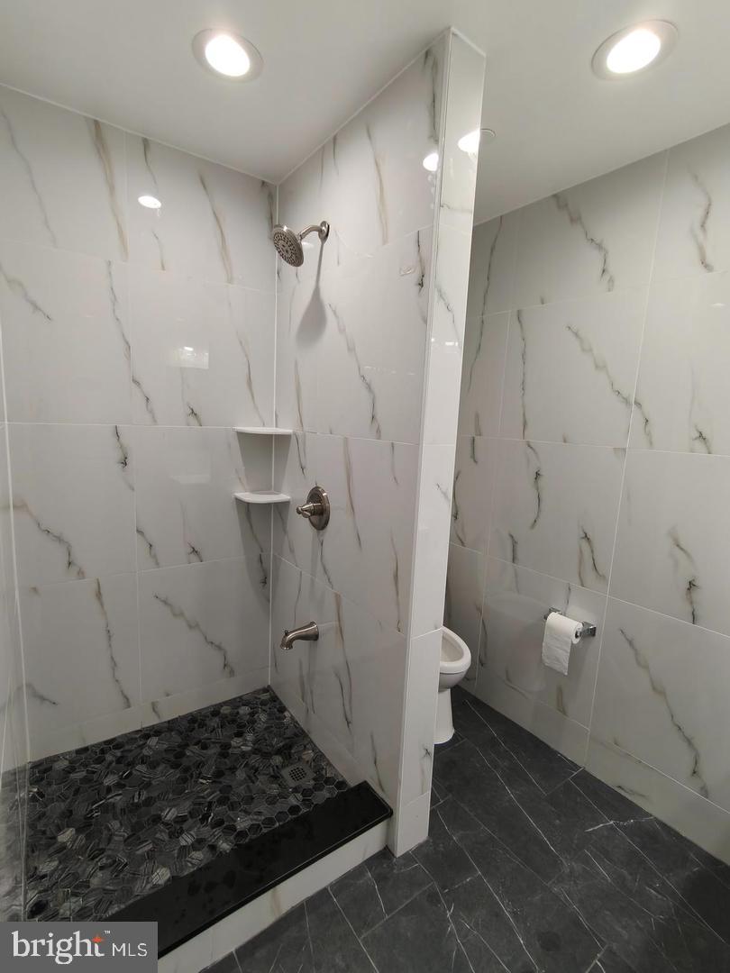 700-8 N Marshall St #c2 Property Photo 20